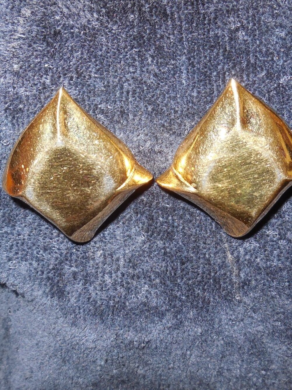 Large Goldtone Clip On Earrings Pair Liz Claiborne Vintage